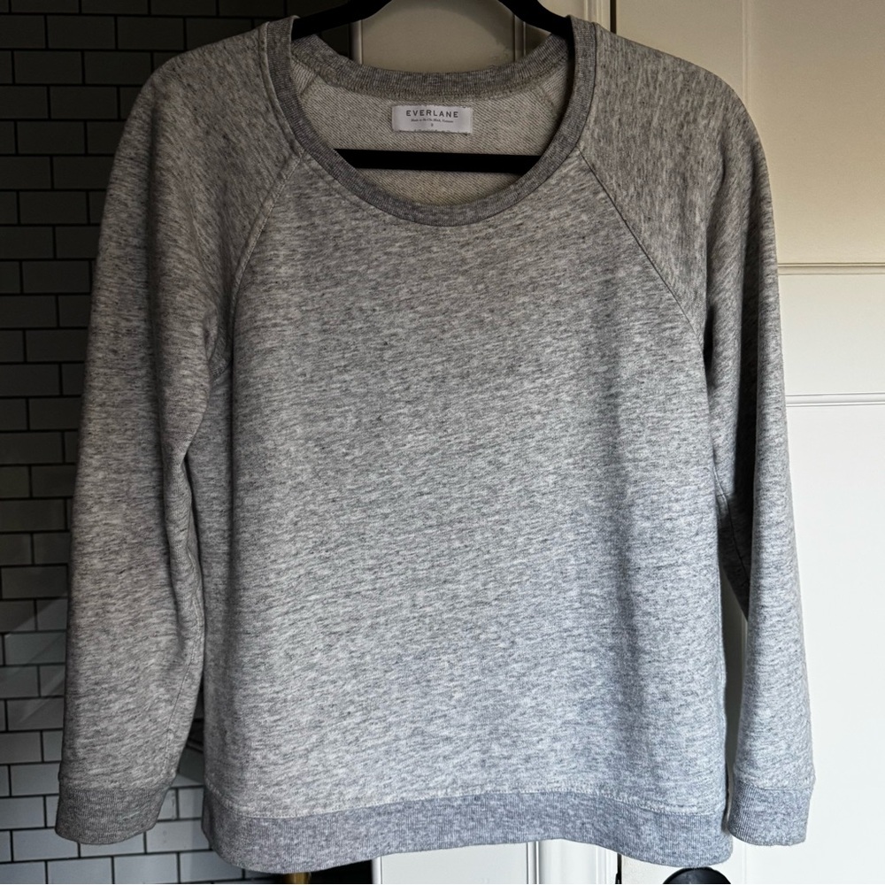 Everlane scoop neck heather gray sweatshirt size small